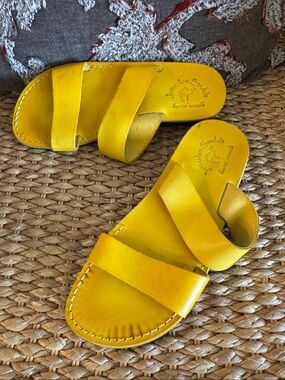 Handmade Yellow Leather Women's Slide Sandals